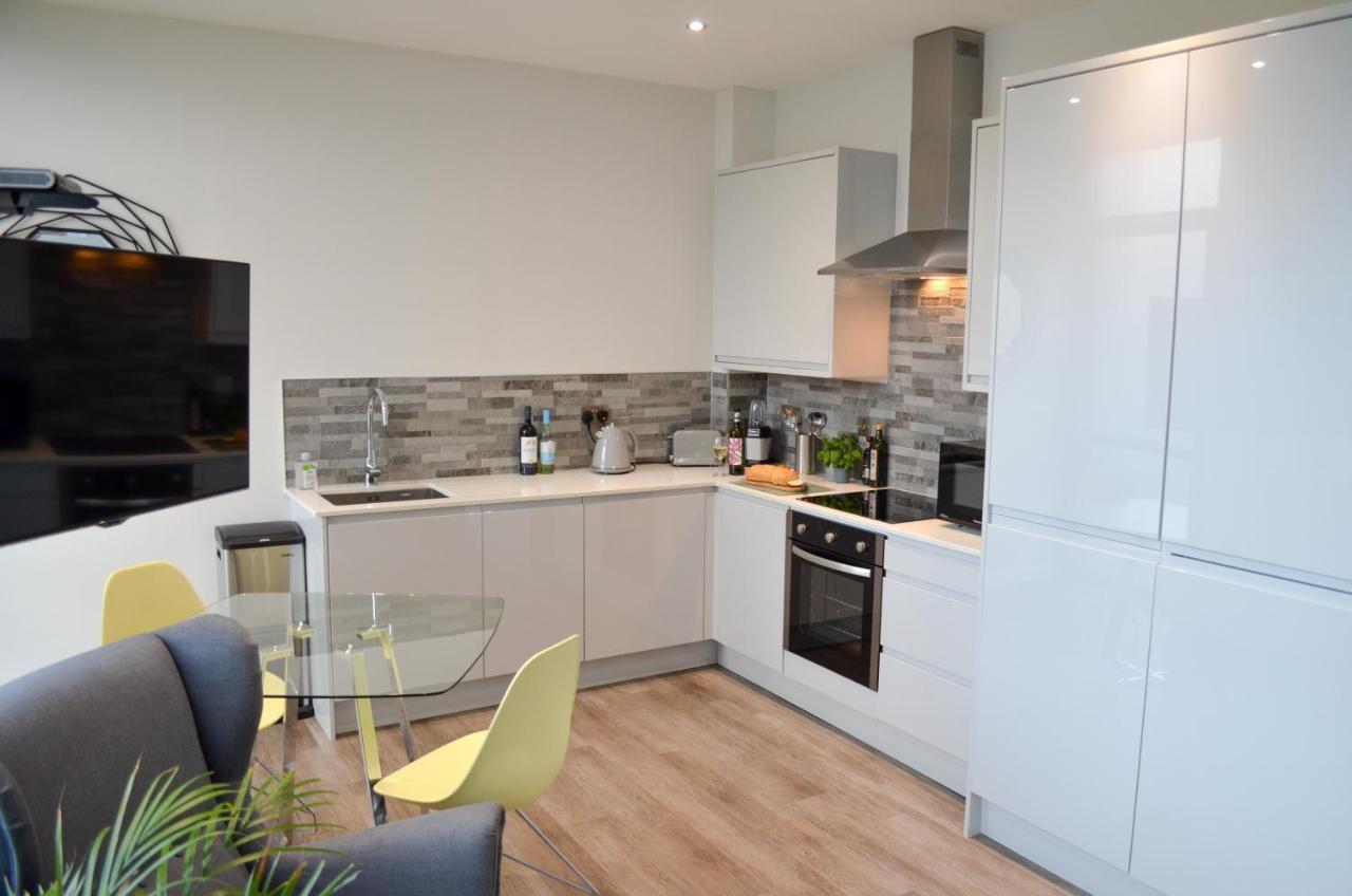 Cotels At 7Zero1 Serviced Apartments - Modern Apartments, Superfast Broadband, Free Parking, Centrally Located Milton Keynes Luaran gambar