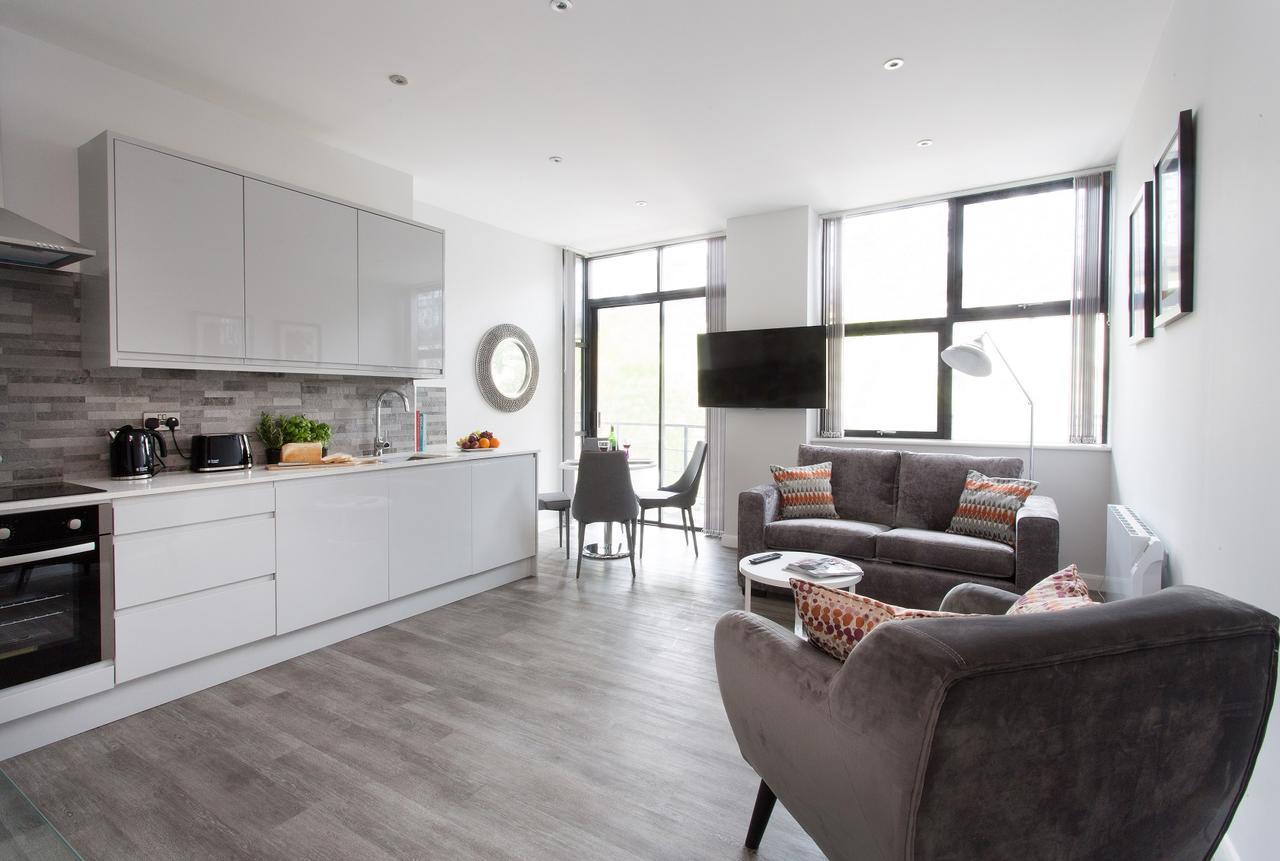 Cotels At 7Zero1 Serviced Apartments - Modern Apartments, Superfast Broadband, Free Parking, Centrally Located Milton Keynes Luaran gambar